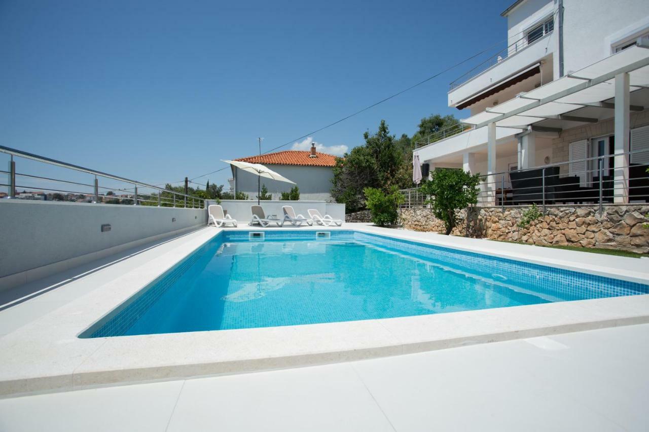 Charming Modern House With The New Swimming Pool - Apartment Maya 1 Trogir Exterior foto